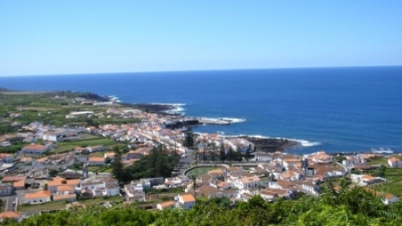 Graciosa reclama piloto de barra