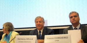 “Plano Junker” deve ser melhorado para potenciar economia marítima nas regiões periféricas, defende Vasco Cordeiro