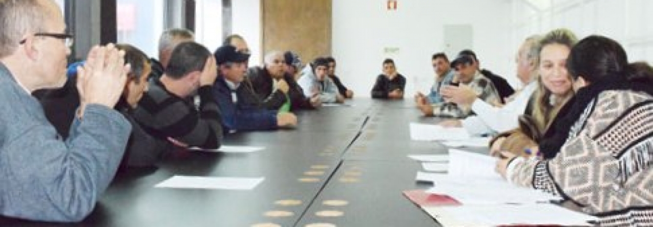 São Miguel // Pescadores com a “corda ao pescoço” lutam para o seu trabalho diário proporcionar condições de vida digna