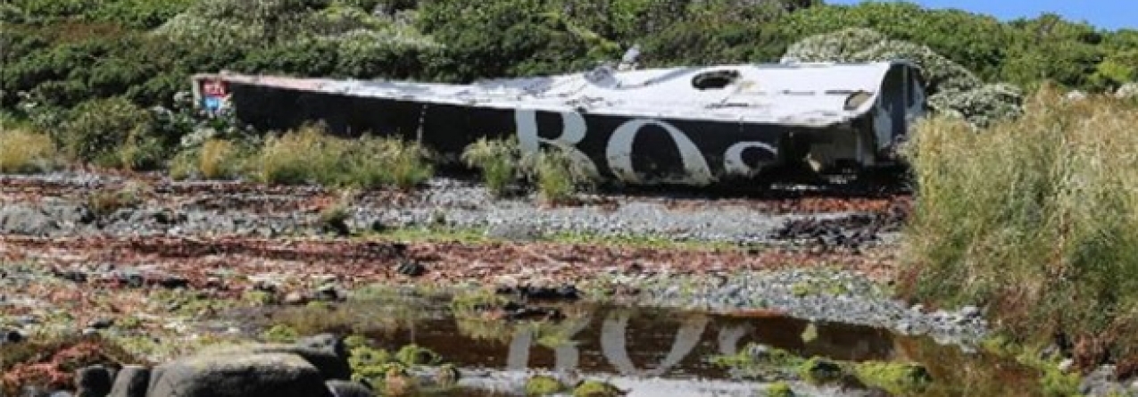 Veleiro Hugo Boss é encontrado após passar 10 anos à deriva