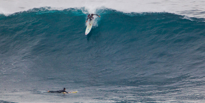 Surfistas Portugueses de Ondas Grandes de regresso aos Açores