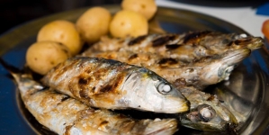 Comer peixe pode reduzir risco de esclerose múltipla