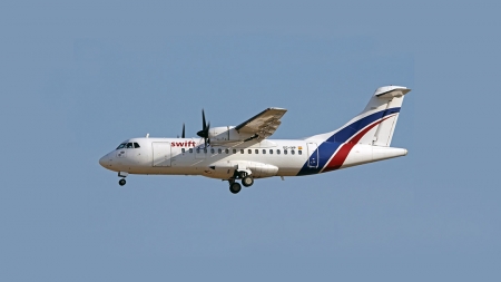 Covid-19 // SATA Air Açores e Azores Airlines suspendem voos