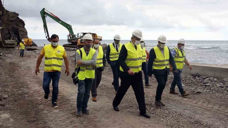 Investimento de 6,5 milhões de euros no Porto do Topo criará nova centralidade na ilha de São Jorge, afirma Vasco Cordeiro