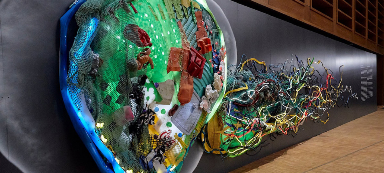 Oceanos: Medusa de Bordalo II fica em Bruxelas durante Presidência Portuguesa